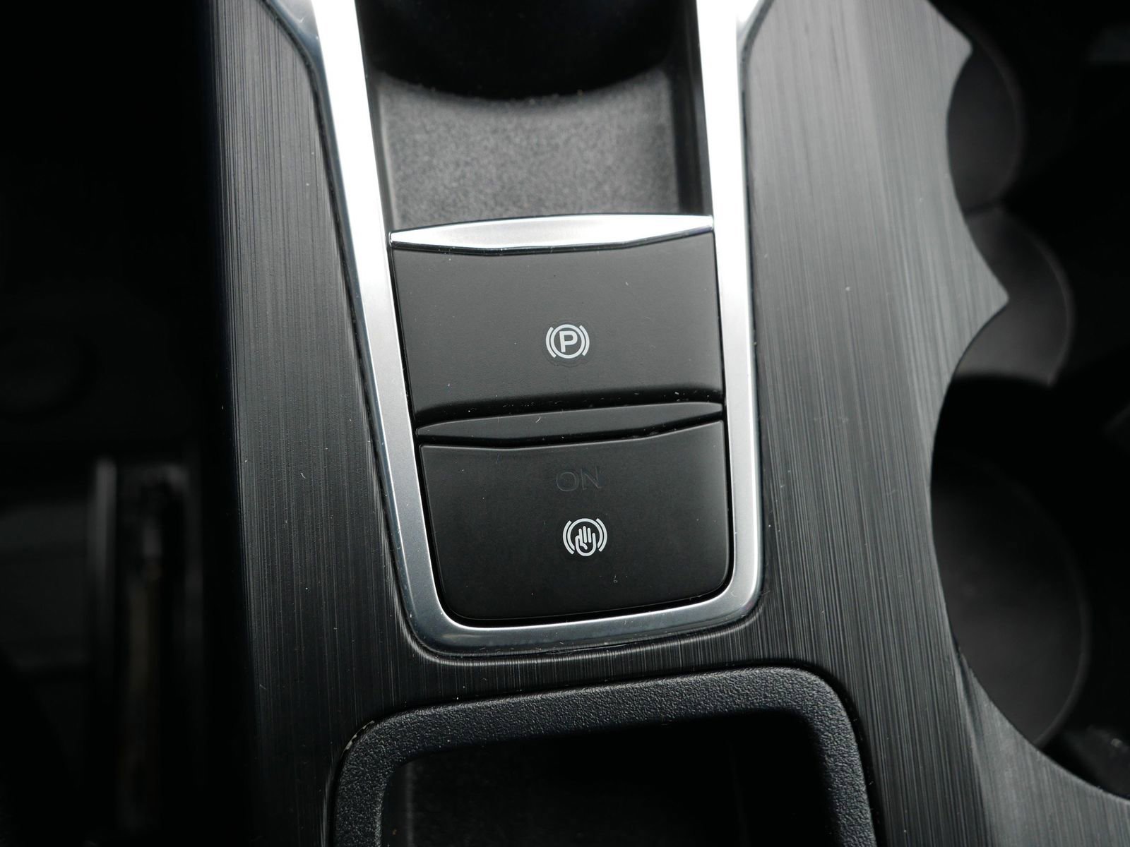 Certified 2023 Ford Escape Platinum image 30