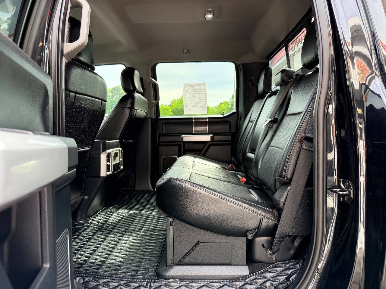 Used 2019 Ford F250 Lariat w/ Lariat Value Package AWD/4WD image 37