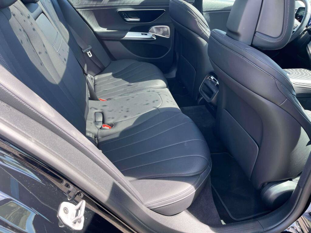 Certified 2024 Mercedes-Benz E 350 4MATIC Sedan image 22
