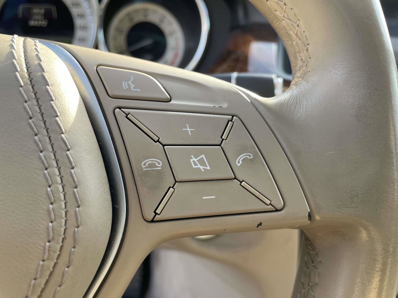 Used 2013 Mercedes-Benz CLS 550 CLS550 Coupe RWD image 16