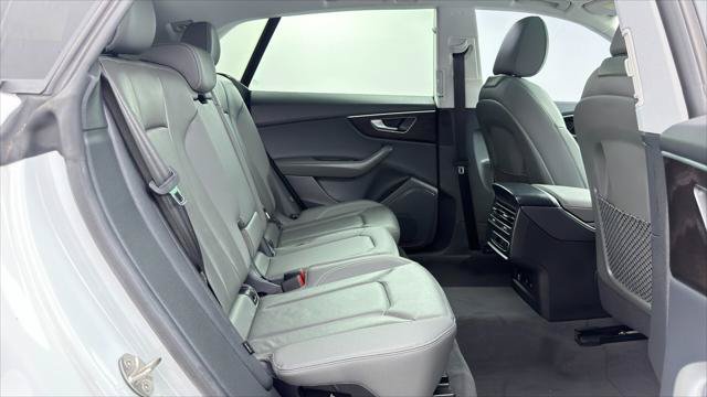Used 2023 Audi Q8 Premium w/ Convenience Package AWD/4WD image 19