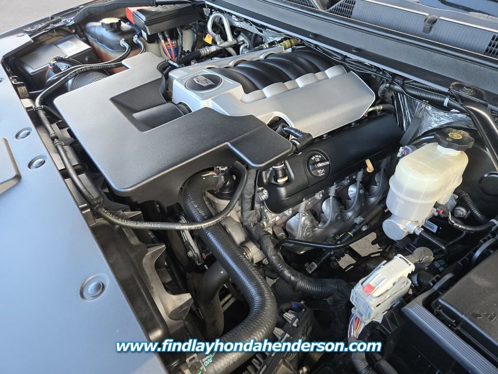 Used 2017 Cadillac Escalade Premium Luxury RWD image 31