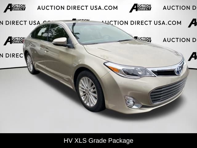 Used 2014 Toyota Avalon XLE Touring FWD image 3