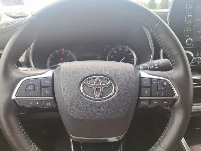 Certified 2020 Toyota Highlander Limited AWD/4WD image 15