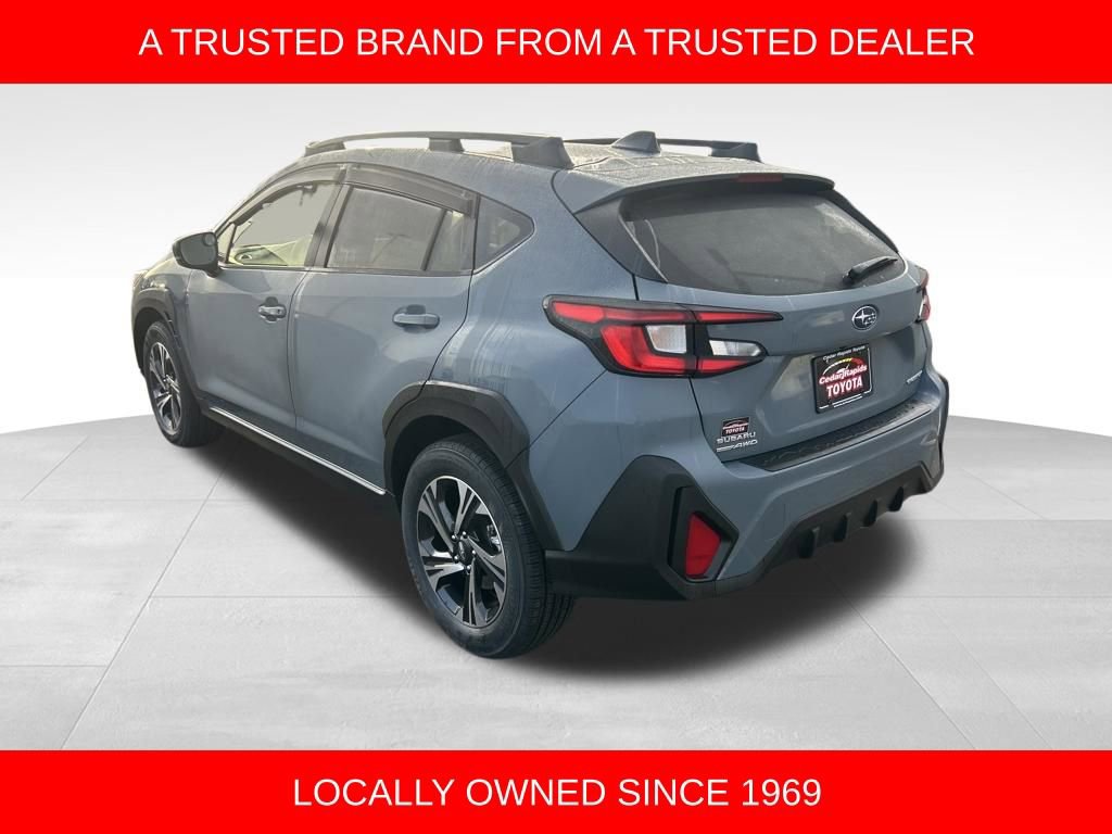 Used 2024 Subaru Crosstrek 2.0i Premium image 3