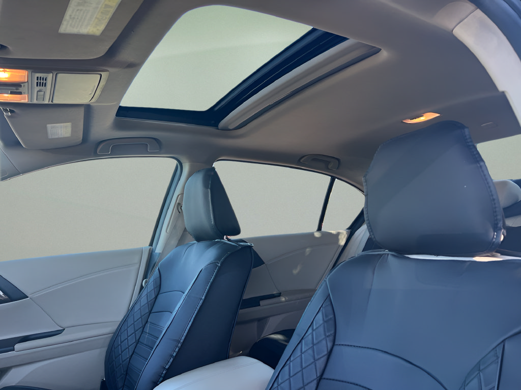 Used 2016 Honda Accord EX image 18