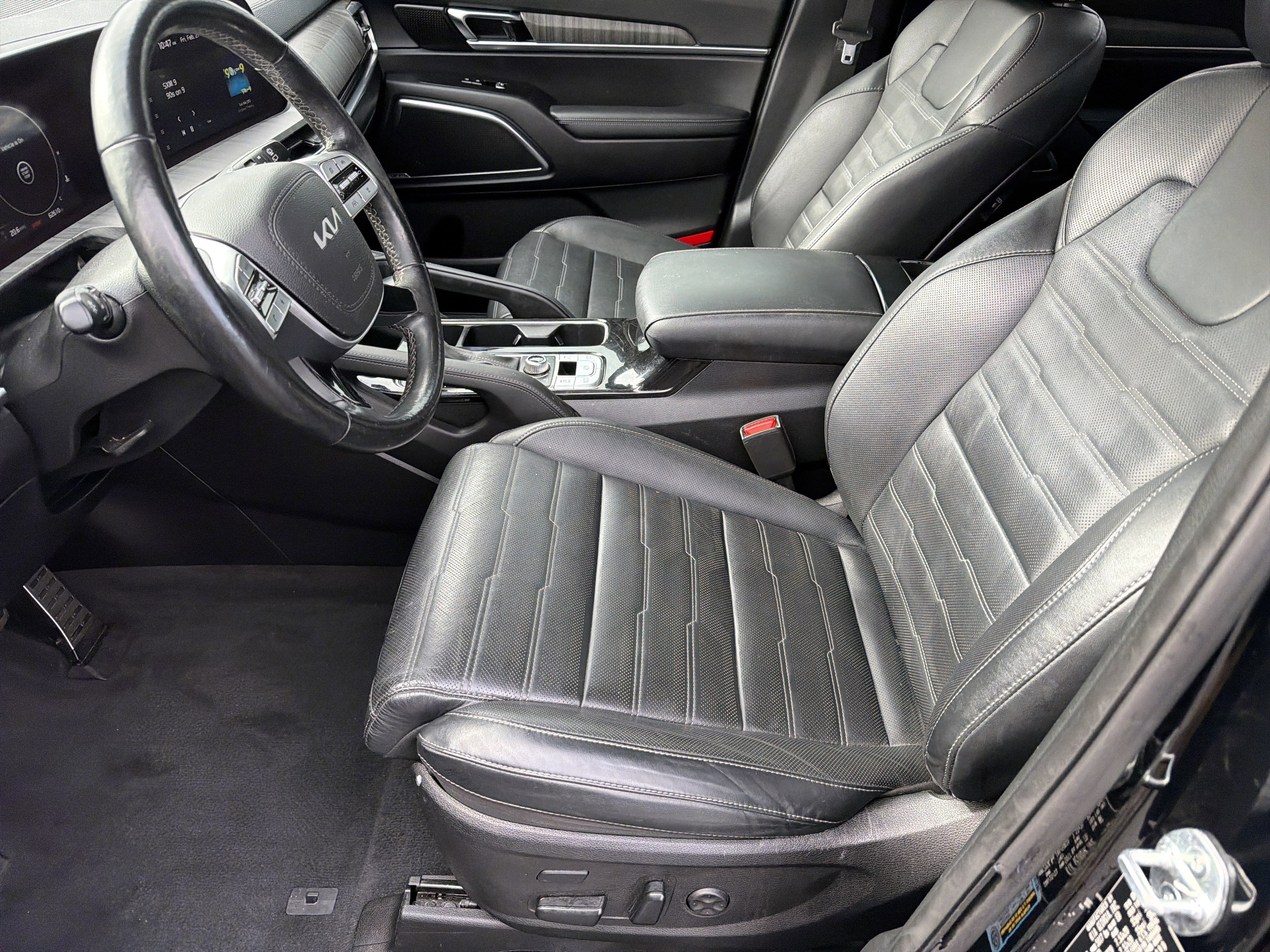 Used 2023 Kia Telluride SX Prestige image 9