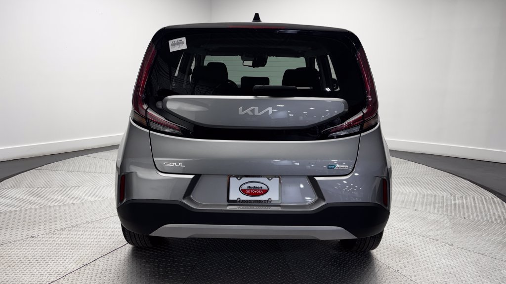 Used 2025 Kia Soul EX FWD image 36