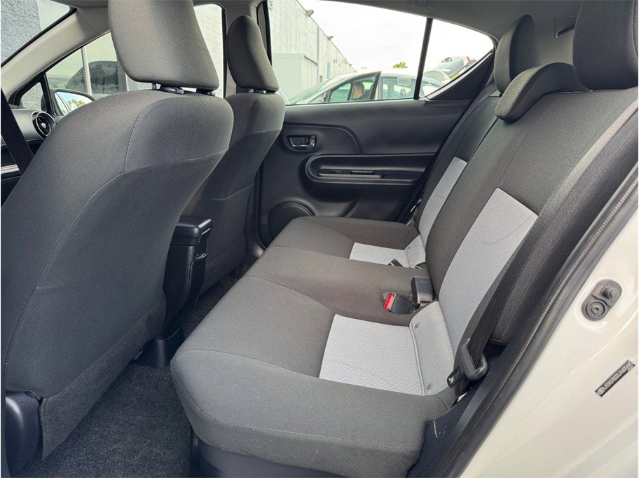 Used 2018 Toyota Prius C Three FWD image 21