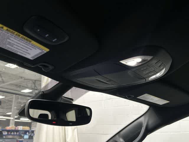 Used 2025 Chrysler Pacifica Select FWD image 21