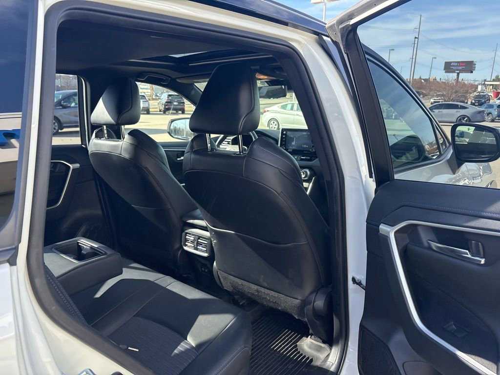 Used 2021 Toyota RAV4 XSE w/ XSE Grade Weather Package image 31