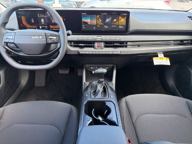 New 2027 Kia K4 FWD image 9