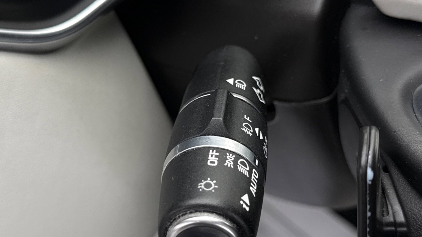 Used 2016 Land Rover Range Rover HSE image 34