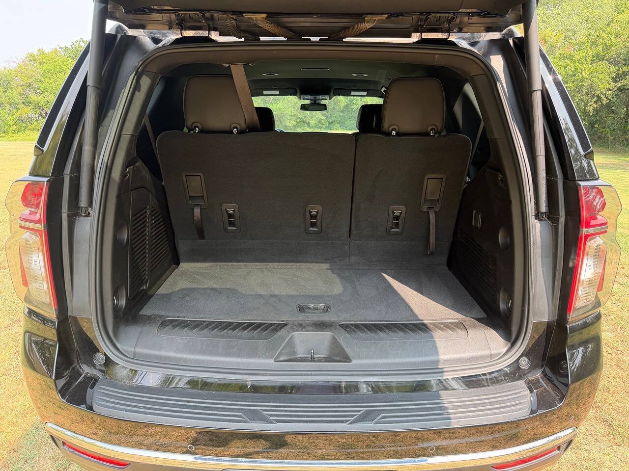 Used 2022 Chevrolet Tahoe LT AWD/4WD image 22
