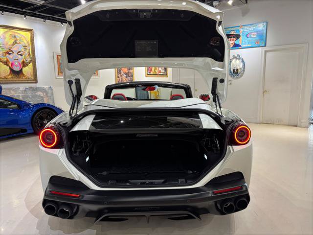 Used 2019 Ferrari Portofino RWD image 33