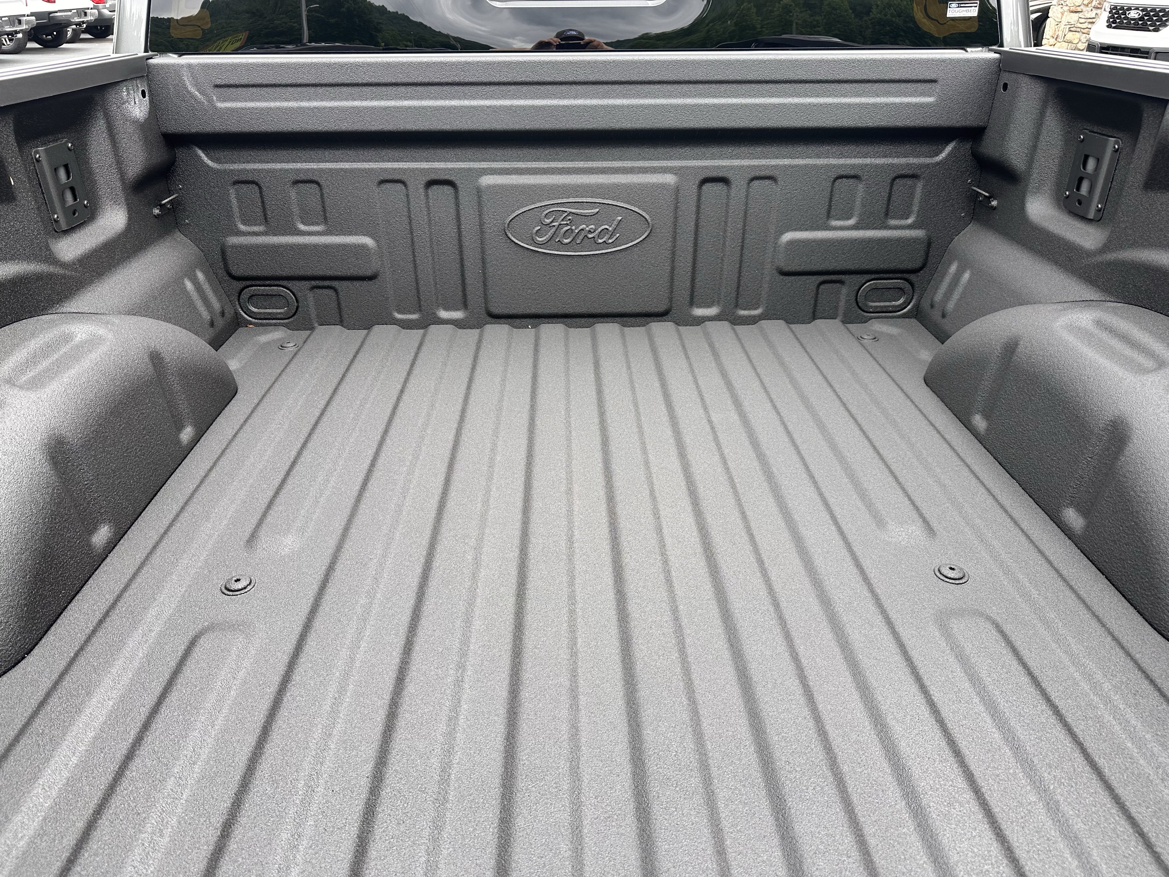 Used 2025 Ford F150 Platinum w/ Equipment Group 702A High AWD/4WD image 9