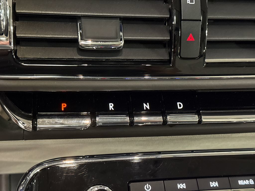 Used 2024 Lincoln Navigator L Black Label AWD/4WD image 17