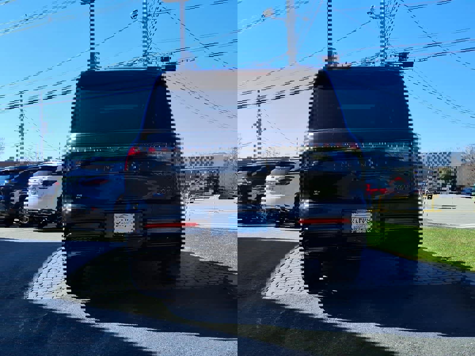 Certified 2025 INFINITI QX80 Autograph image 5