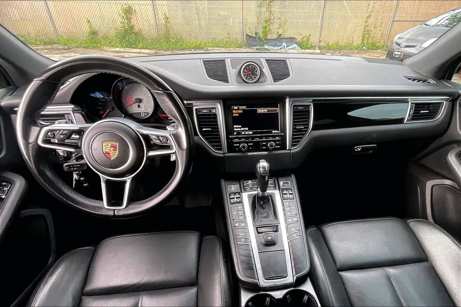 Used 2015 Porsche Macan S AWD/4WD image 13