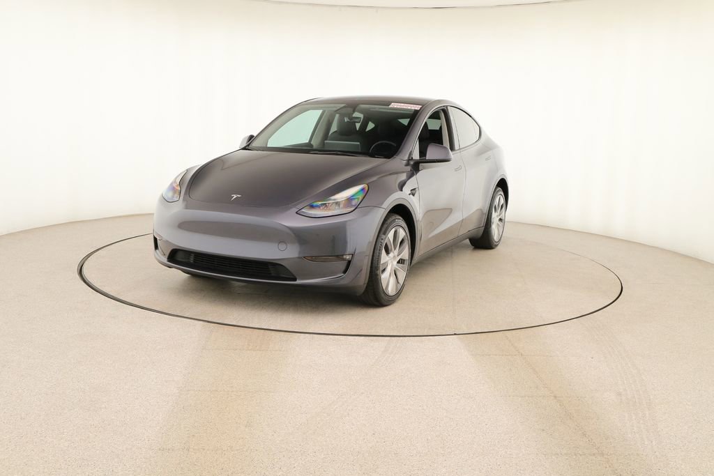Used 2023 Tesla Model Y Long Range image 12