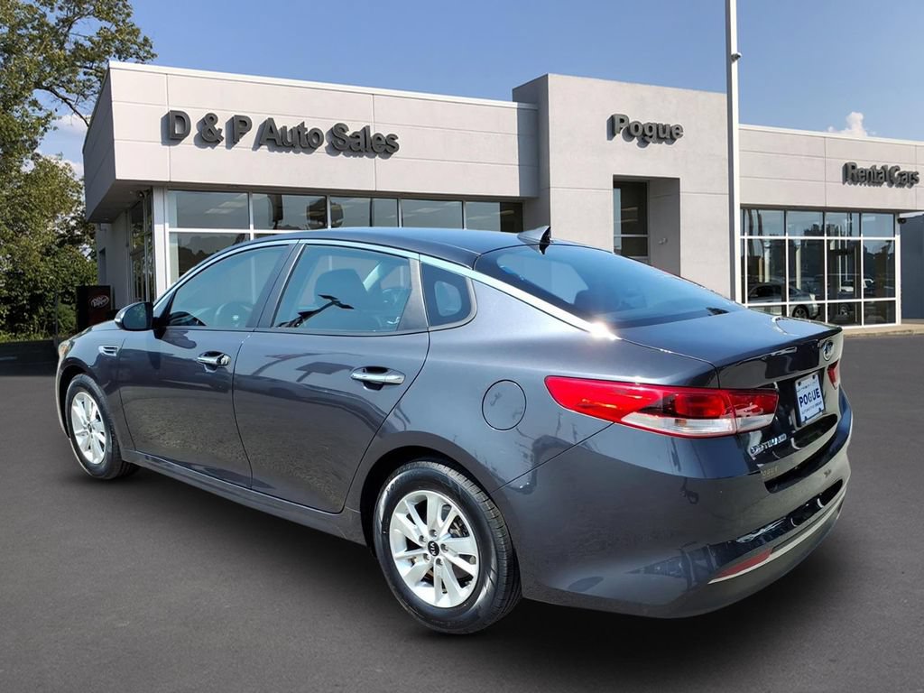 Used 2017 Kia Optima LX FWD image 3