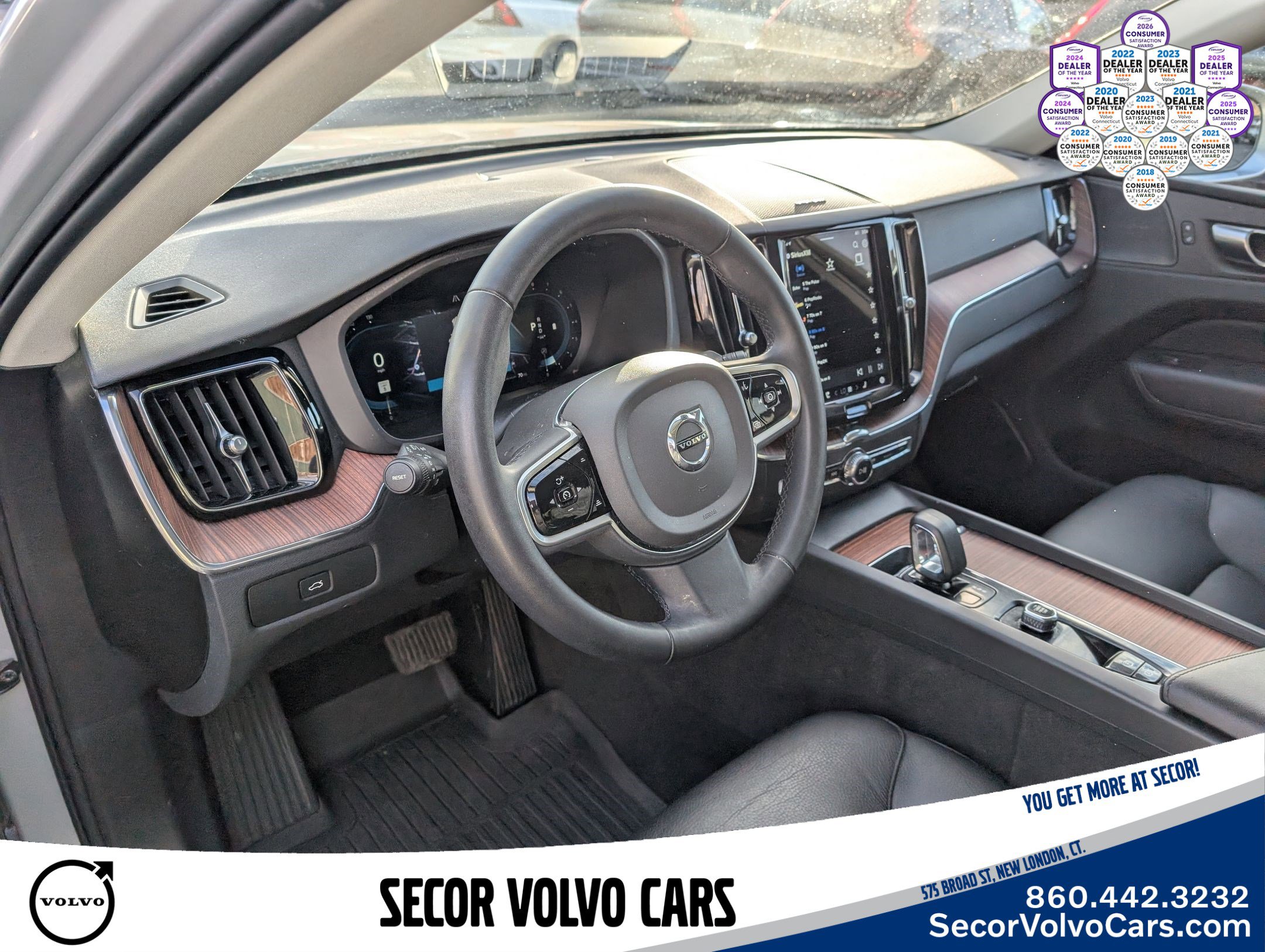 Certified 2023 Volvo XC60 B5 Plus image 9