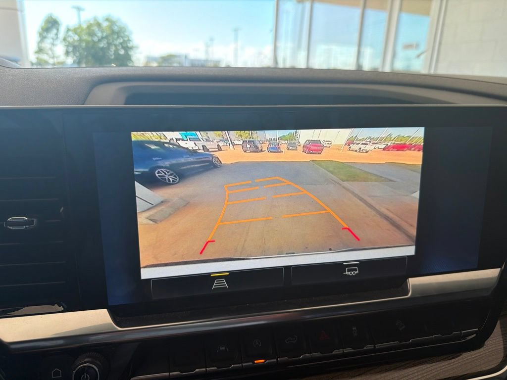 Used 2022 Chevrolet Silverado 1500 RST AWD/4WD image 13