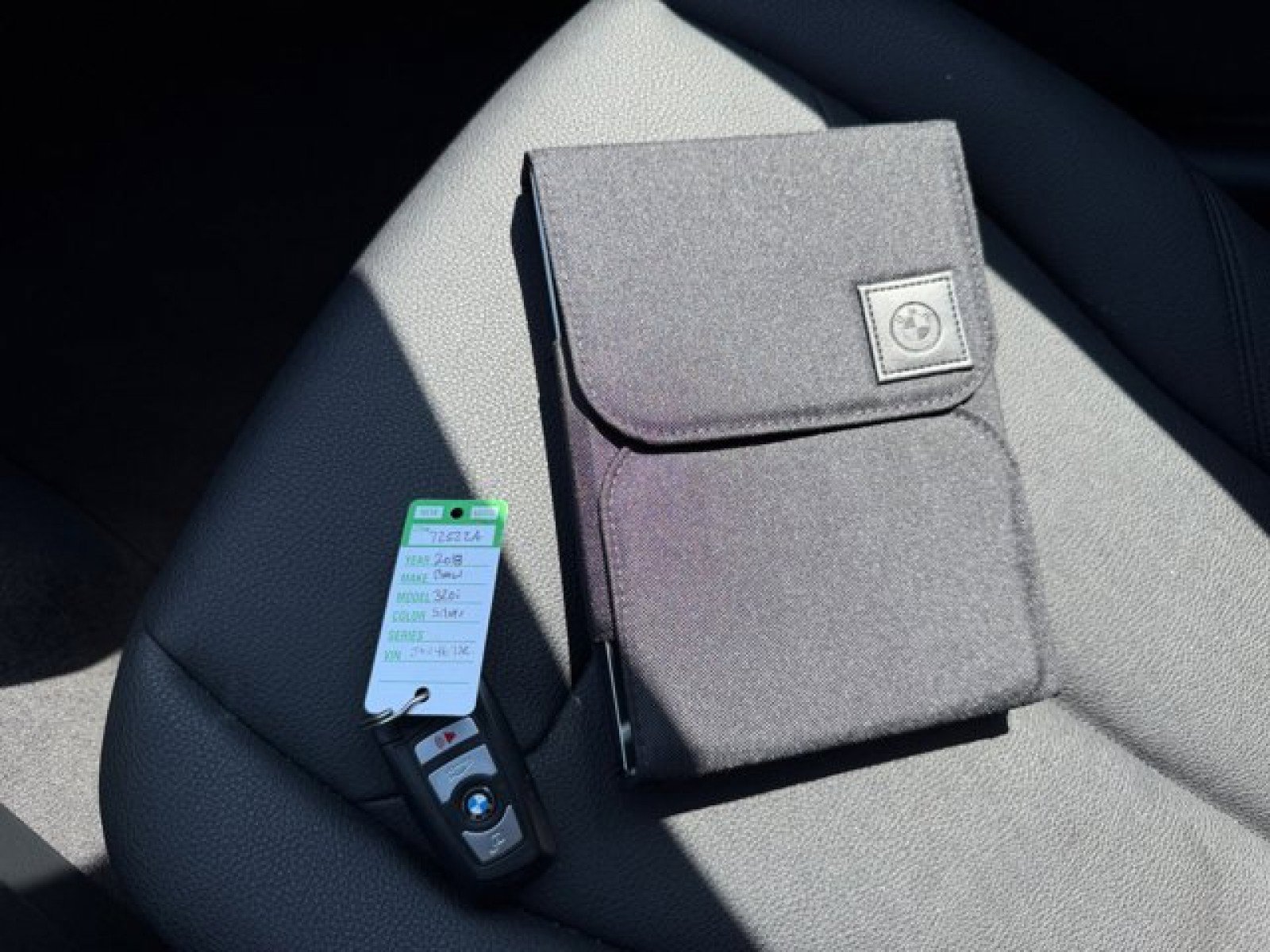 Used 2018 BMW 320i xDrive Sedan AWD/4WD image 21