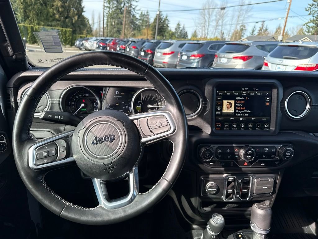 Used 2022 Jeep Wrangler Unlimited Sahara w/ Cold Weather Group image 22