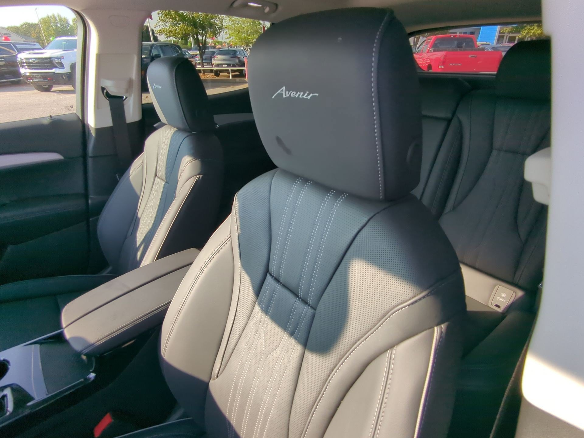 New 2026 Buick Envision Avenir AWD/4WD image 12