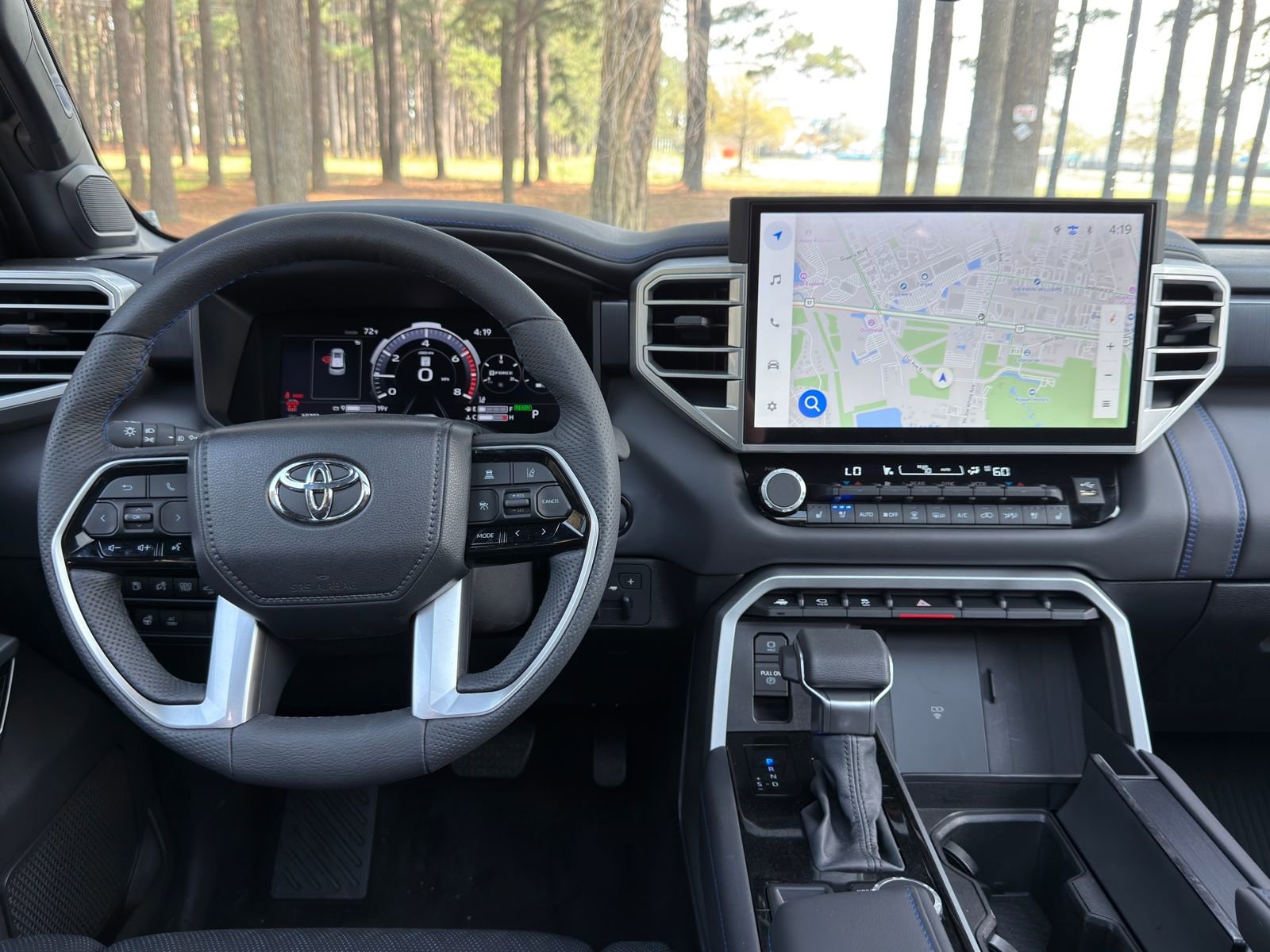 Used 2025 Toyota Sequoia Platinum image 3