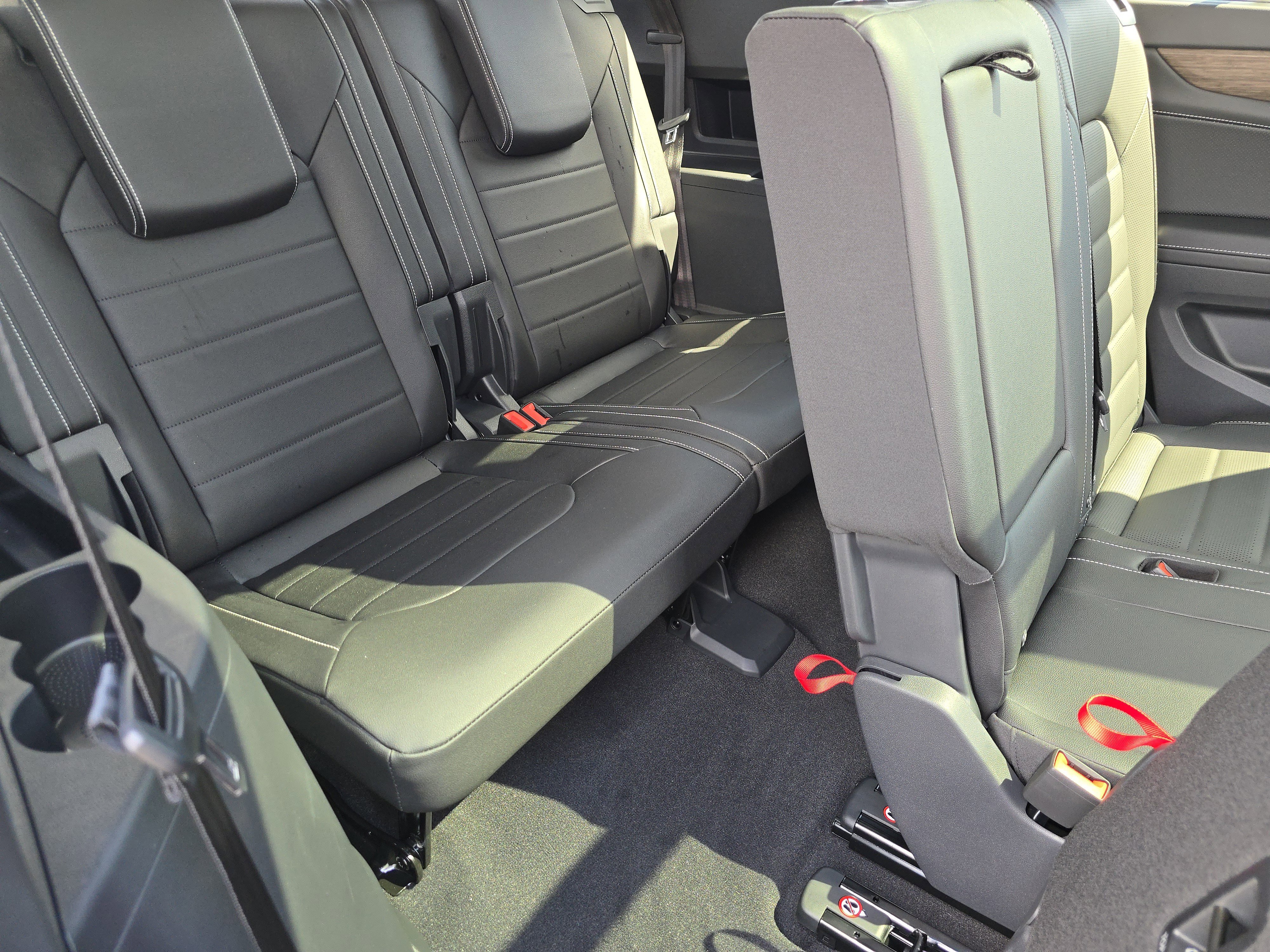 New 2026 Volkswagen Atlas SEL image 18