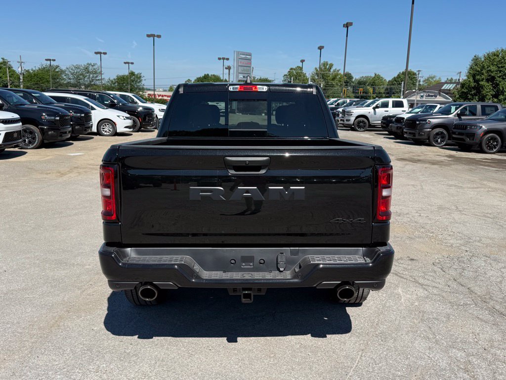 New 2026 RAM 1500 Express AWD/4WD image 7