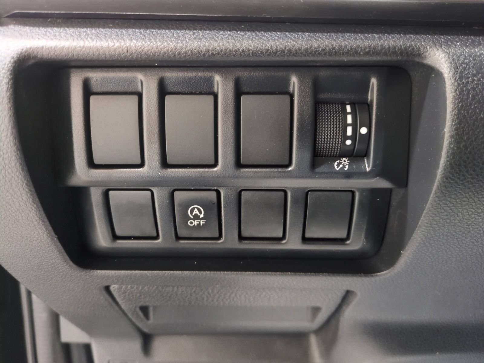 Used 2020 Subaru Forester Premium AWD/4WD image 18