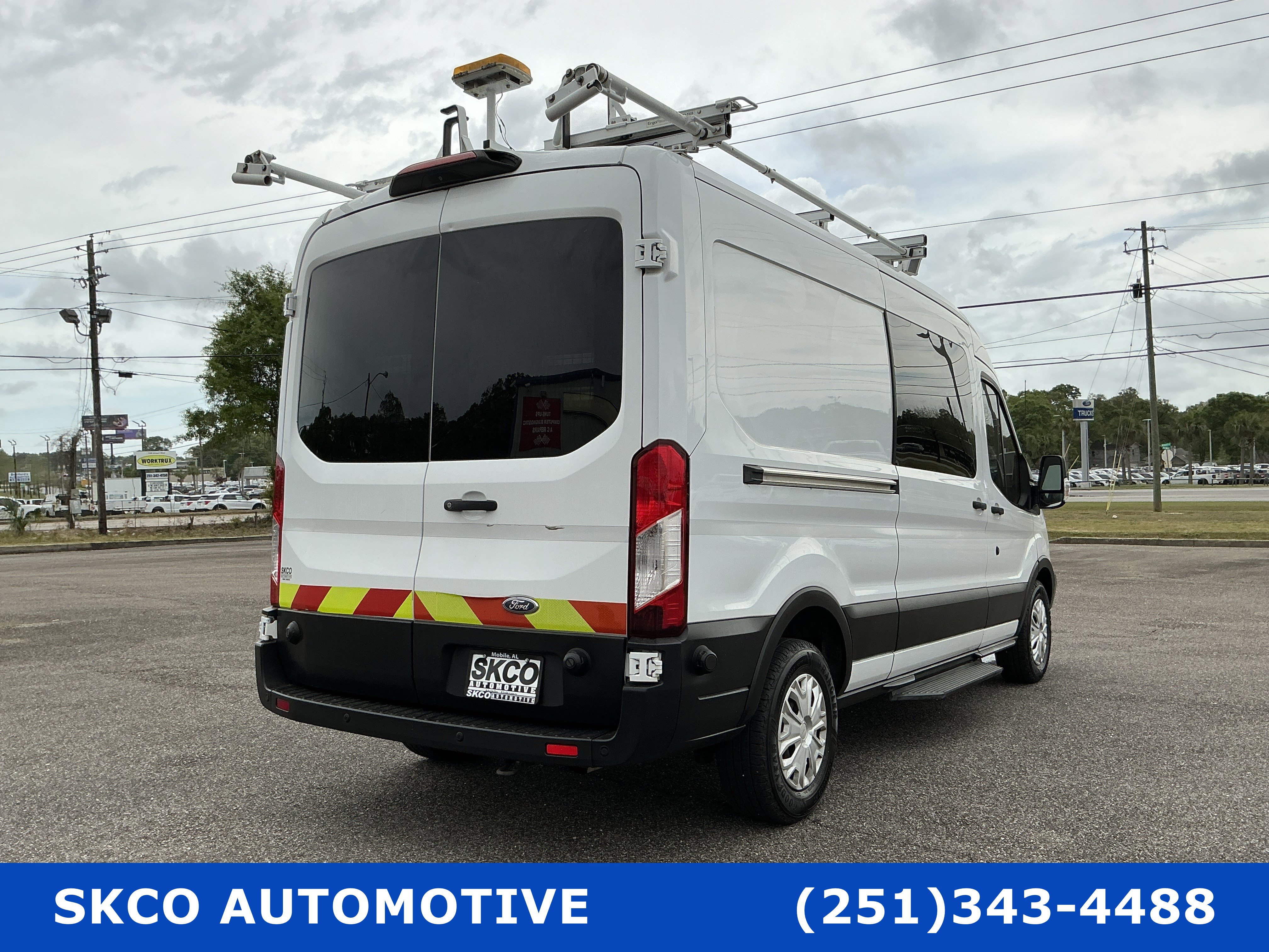 Used 2019 Ford Transit 250 148 Medium Roof w/ Exterior Upgrade Package image 5