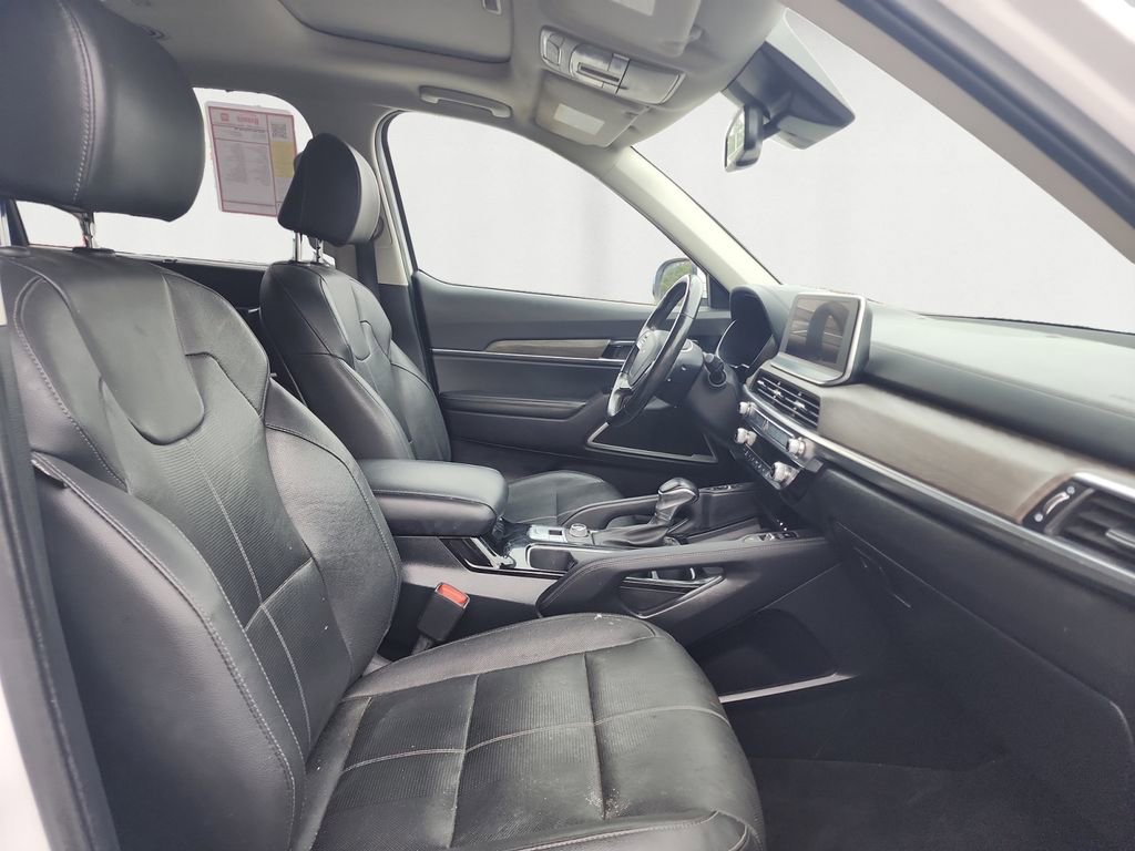 Used 2022 Kia Telluride EX w/ EX Premium Package image 14