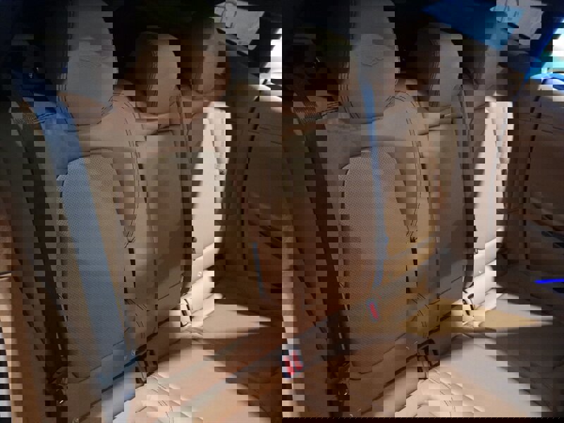 Used 2021 Aston Martin DBX image 30