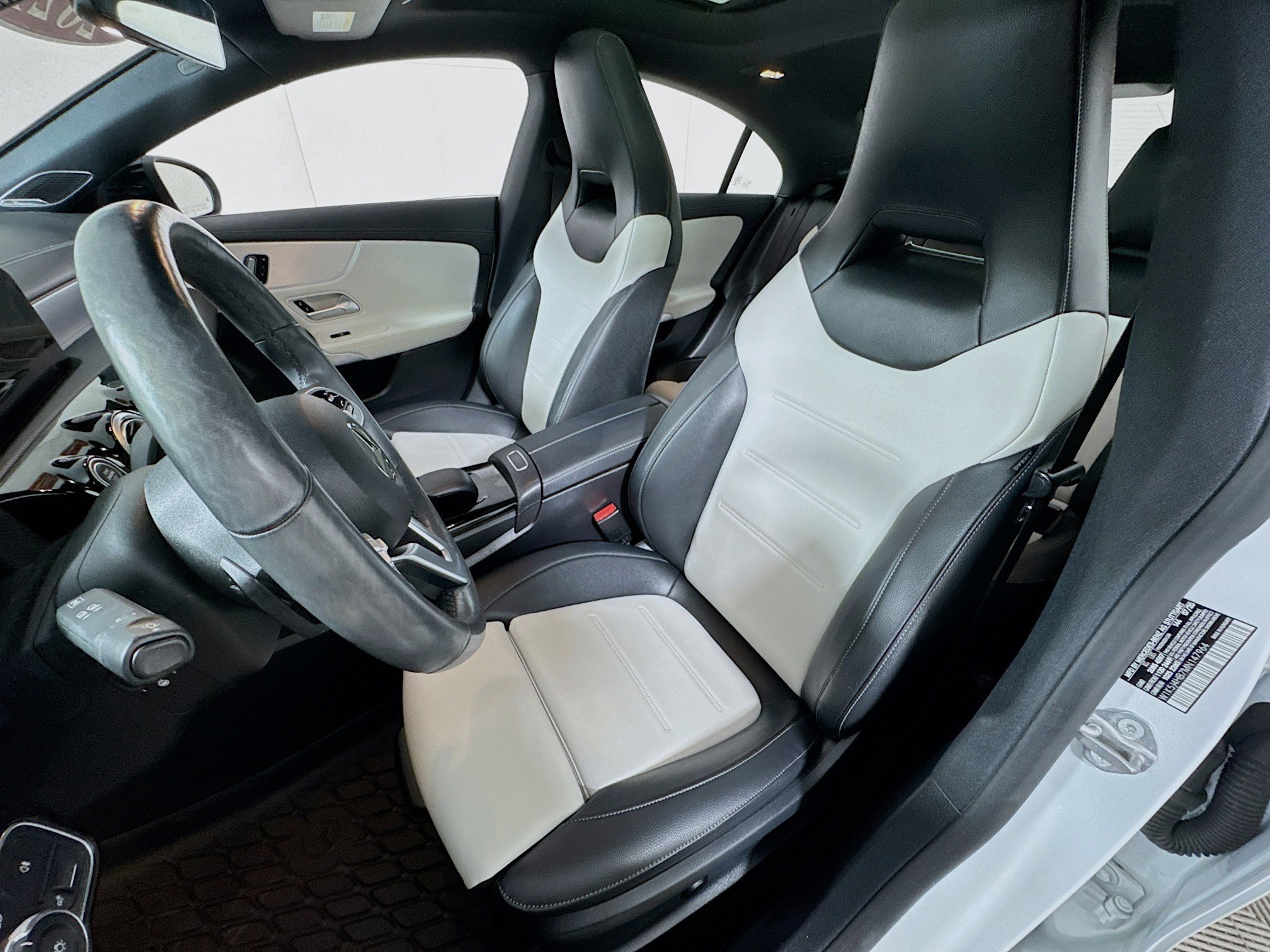 Used 2021 Mercedes-Benz CLA 250 4MATIC image 16