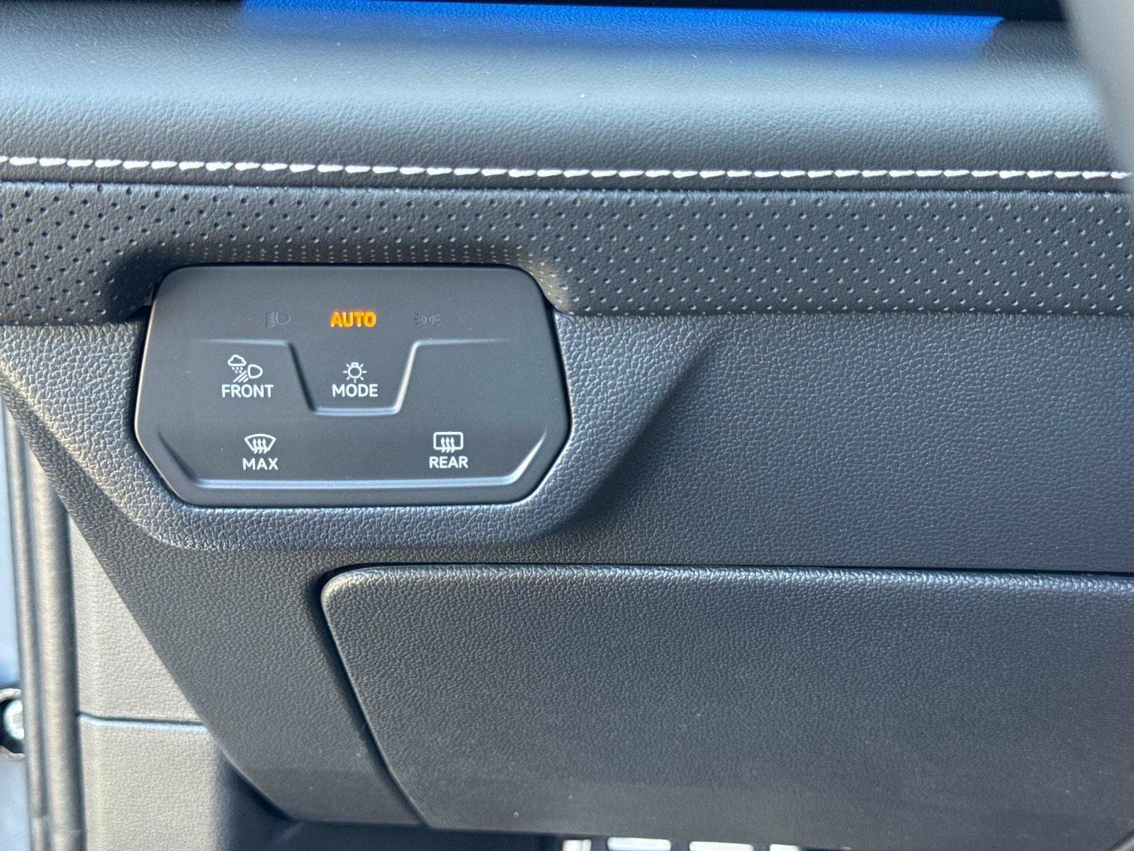 New 2026 Volkswagen Atlas SEL Premium R-Line image 31