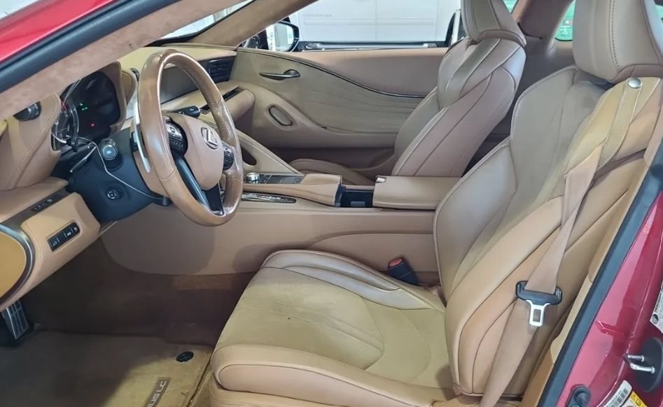 Used 2018 Lexus LC 500 Coupe w/ Performance Package RWD image 4