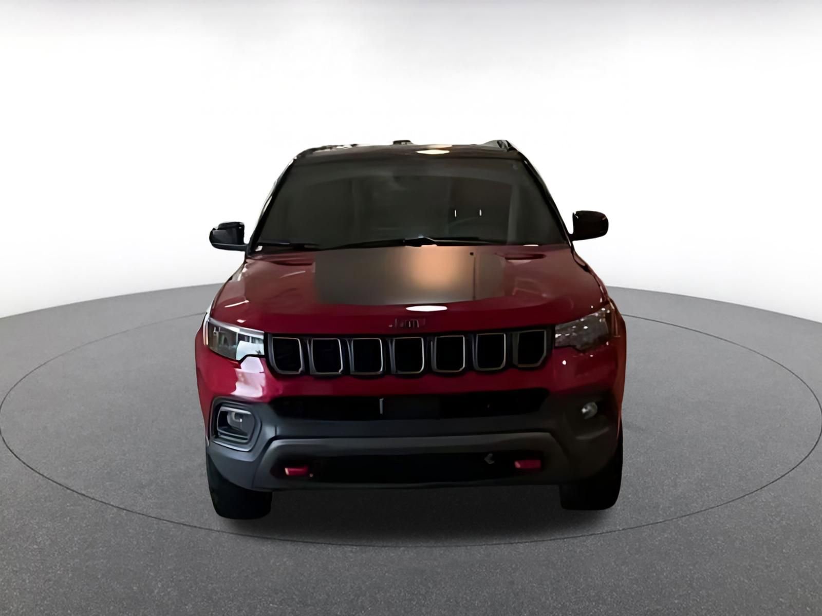 Used 2025 Jeep Compass Trailhawk AWD/4WD image 16