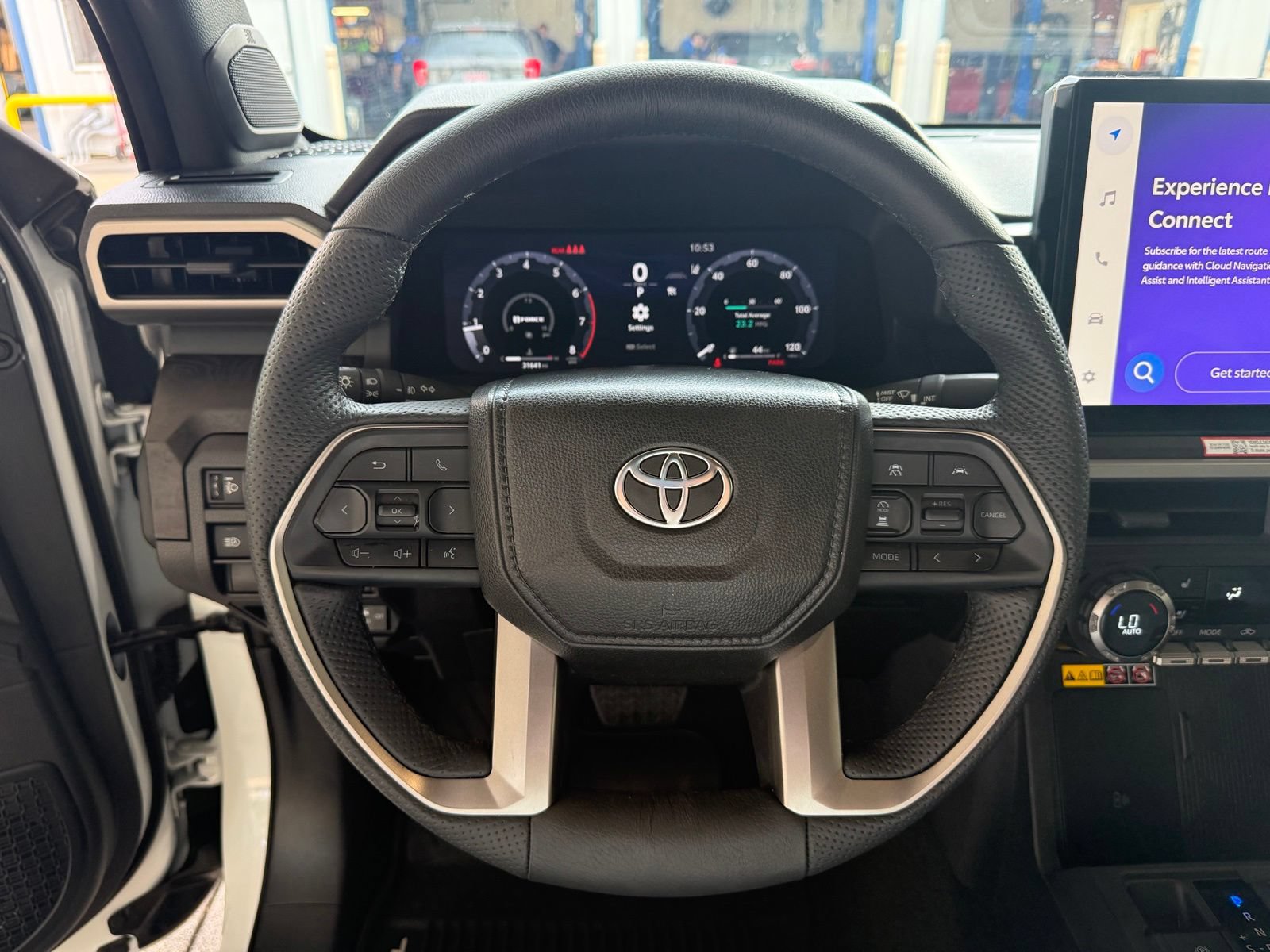 Used 2024 Toyota Tacoma Limited w/ Limited Package (LT) AWD/4WD image 14