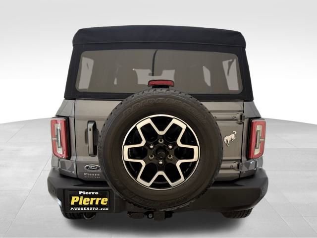 Used 2022 Ford Bronco Outer Banks image 3