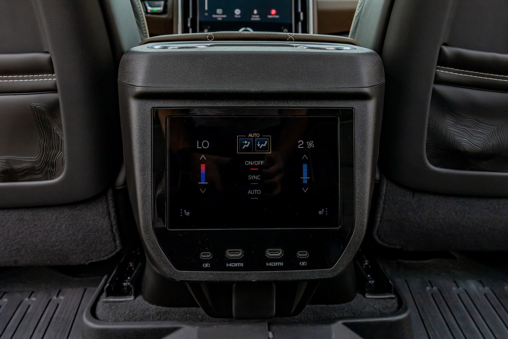 Used 2026 GMC Yukon XL Denali Ultimate AWD/4WD image 34