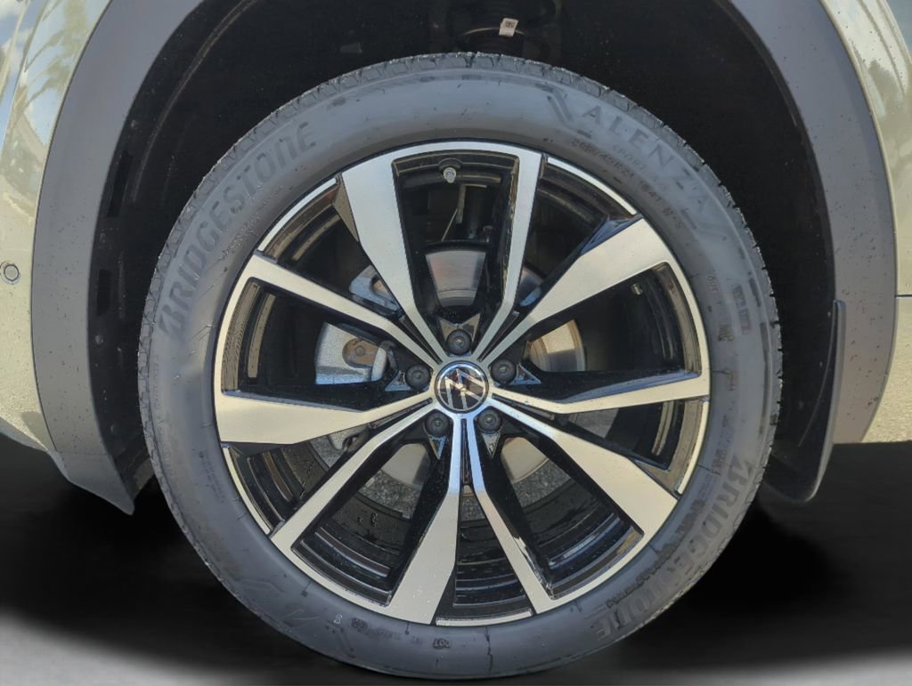 New 2026 Volkswagen Atlas Cross Sport SEL Premium R-Line image 48