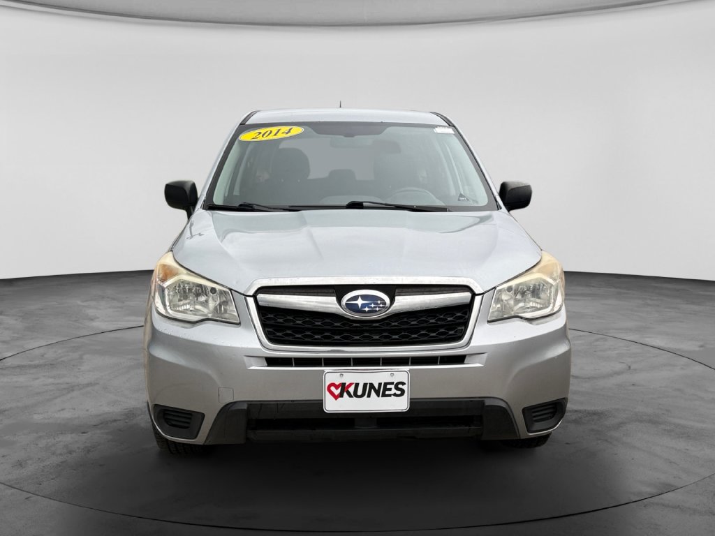 Used 2014 Subaru Forester 2.5i AWD/4WD image 2