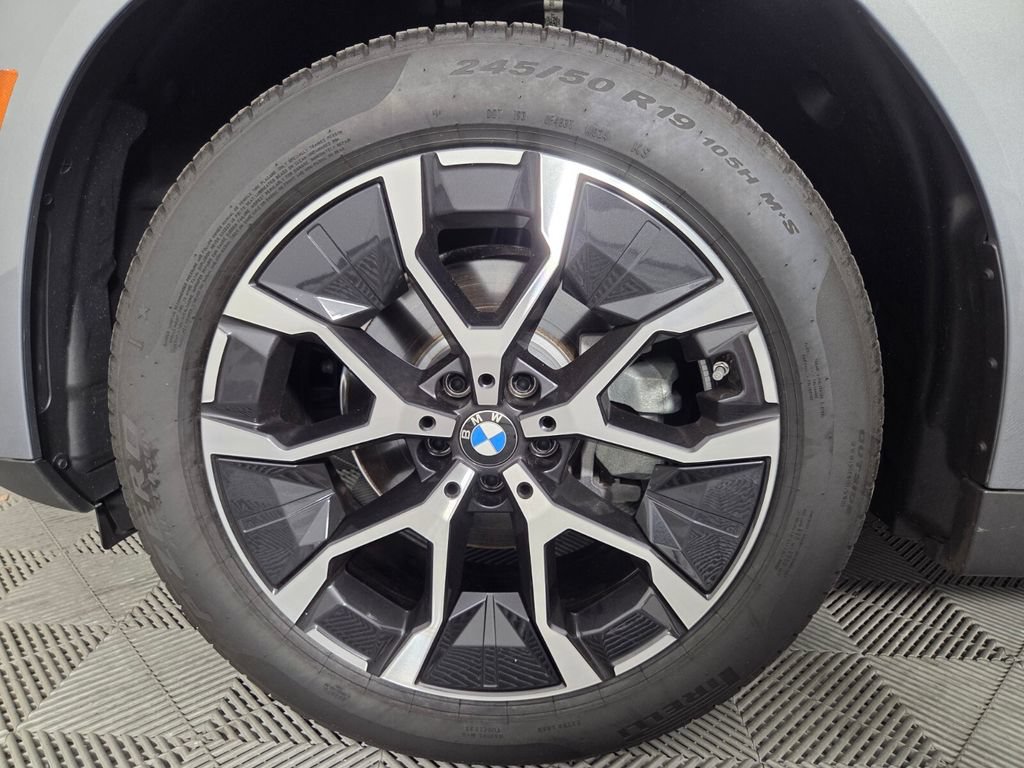 Used 2025 BMW X3 xDrive30i w/ Premium Package AWD/4WD image 8