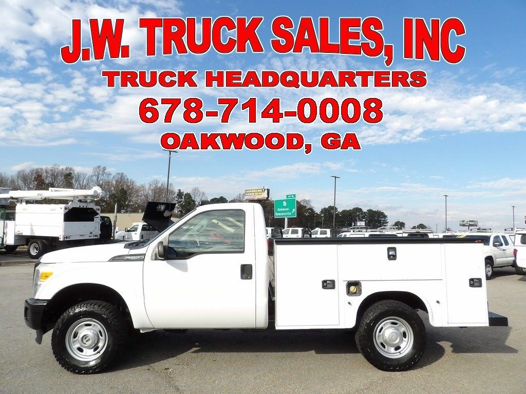Used 2015 Ford F250 XL image 2