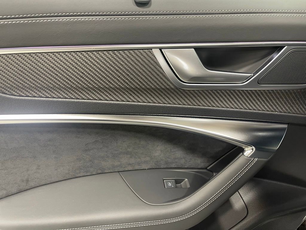 Used 2025 Audi RS 6 performance image 24