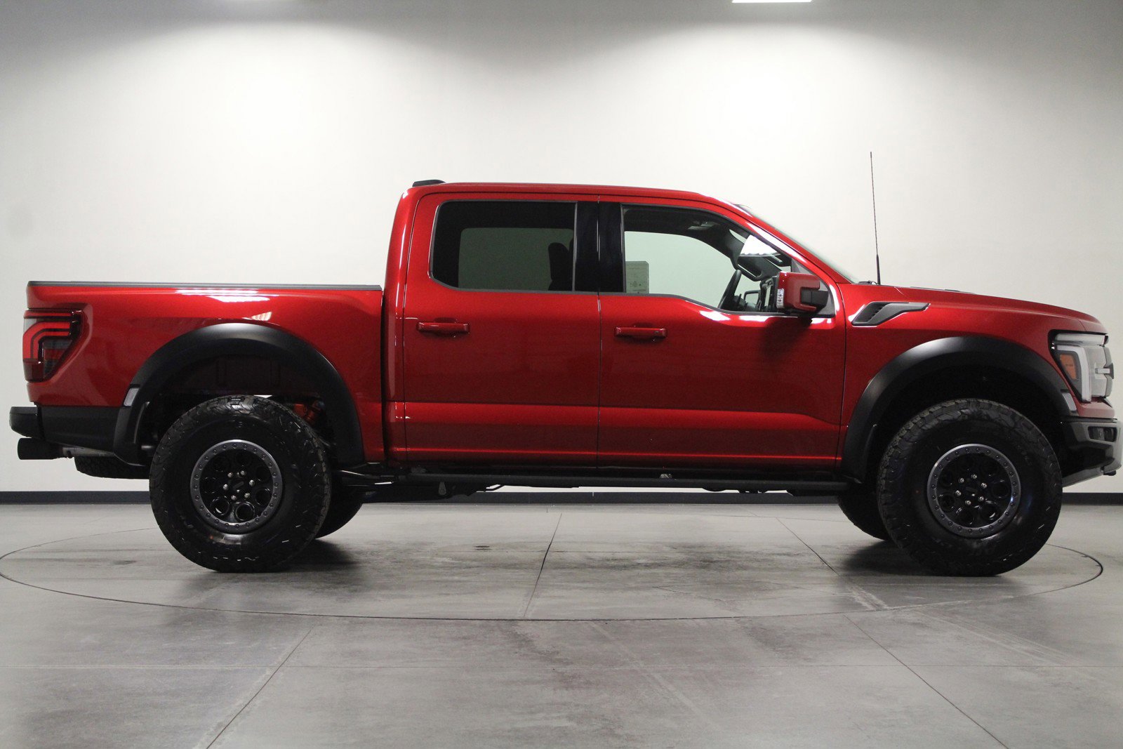 Used 2024 Ford F150 Raptor image 3